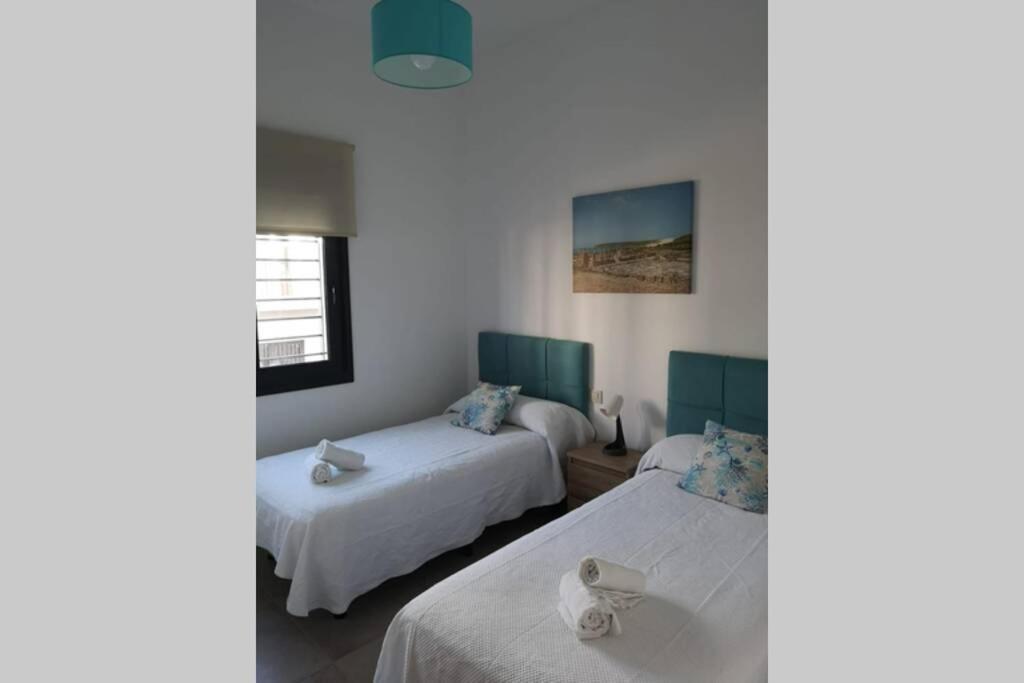 Convento Beach Centro Con Garaje Тарифа Экстерьер фото